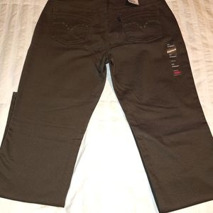 Ladies Levi's pants